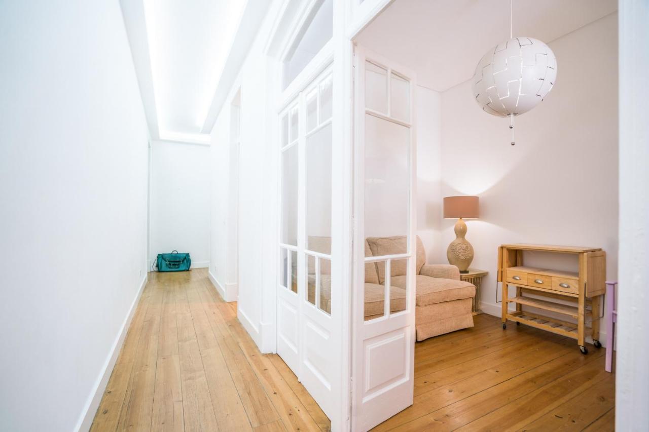 Estrela Neoclassical Apt- River View Appartement